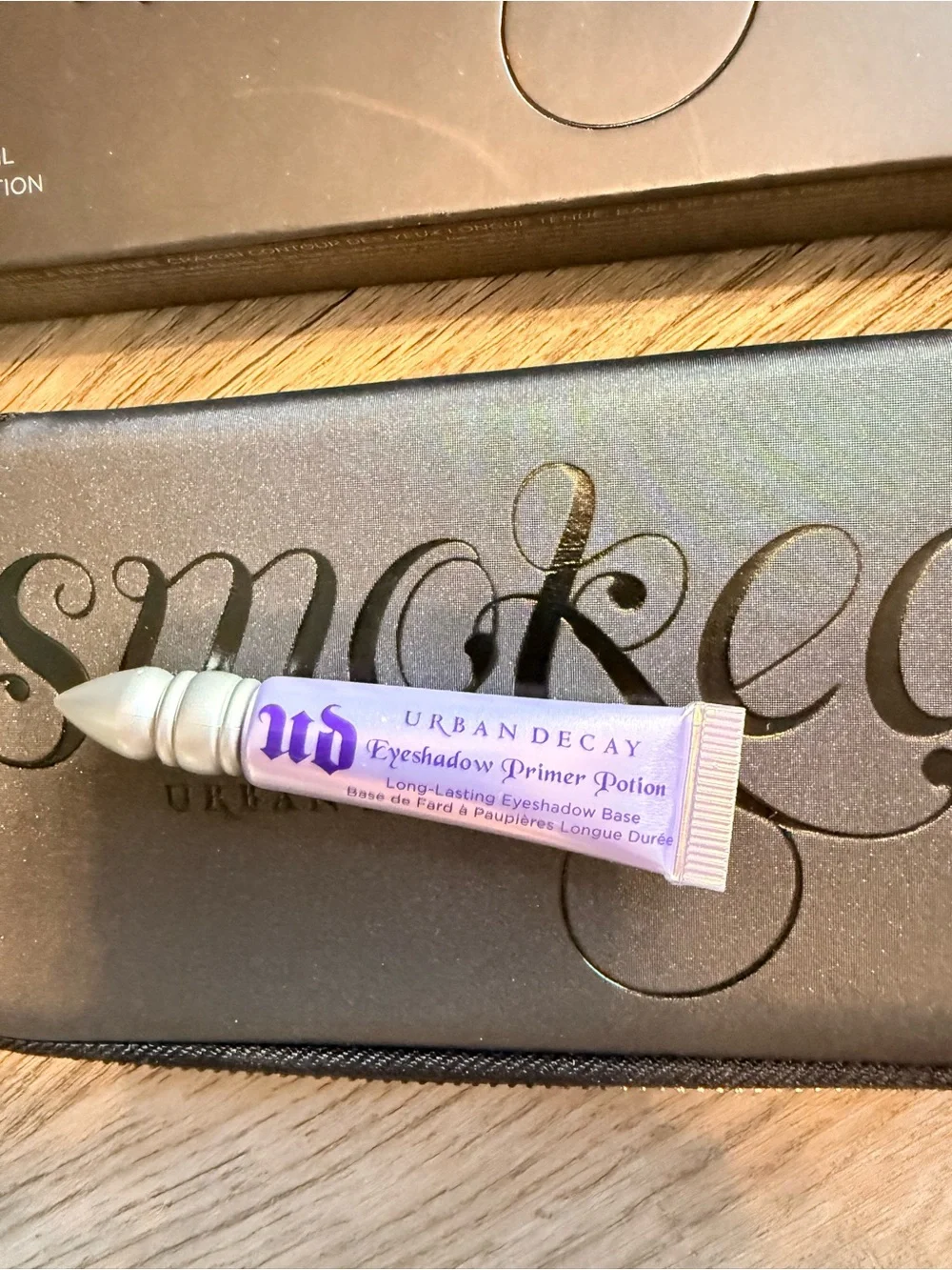 Urban Decay Smoked Eyeshadow Palette Set w/FULL SIZE Eyeliner & Primer Potion